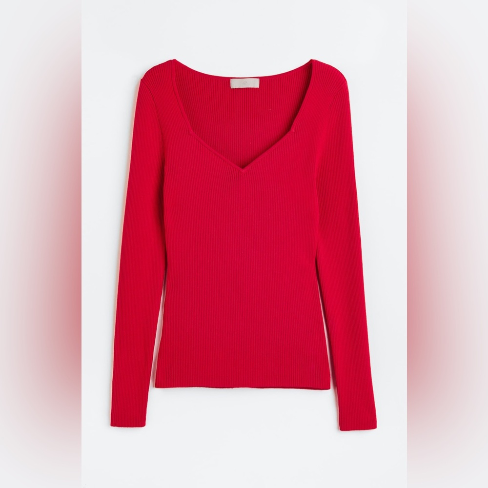 H&M Rib Knit Top V-Neck Sweetheart Neckline Red Sweater sz SMALL